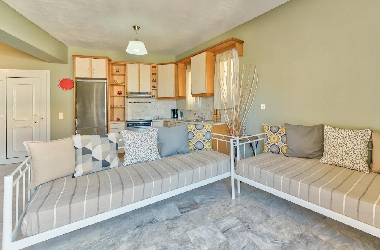 Avesta Apartments - 200M From The Beach Vasilikí Extérieur photo